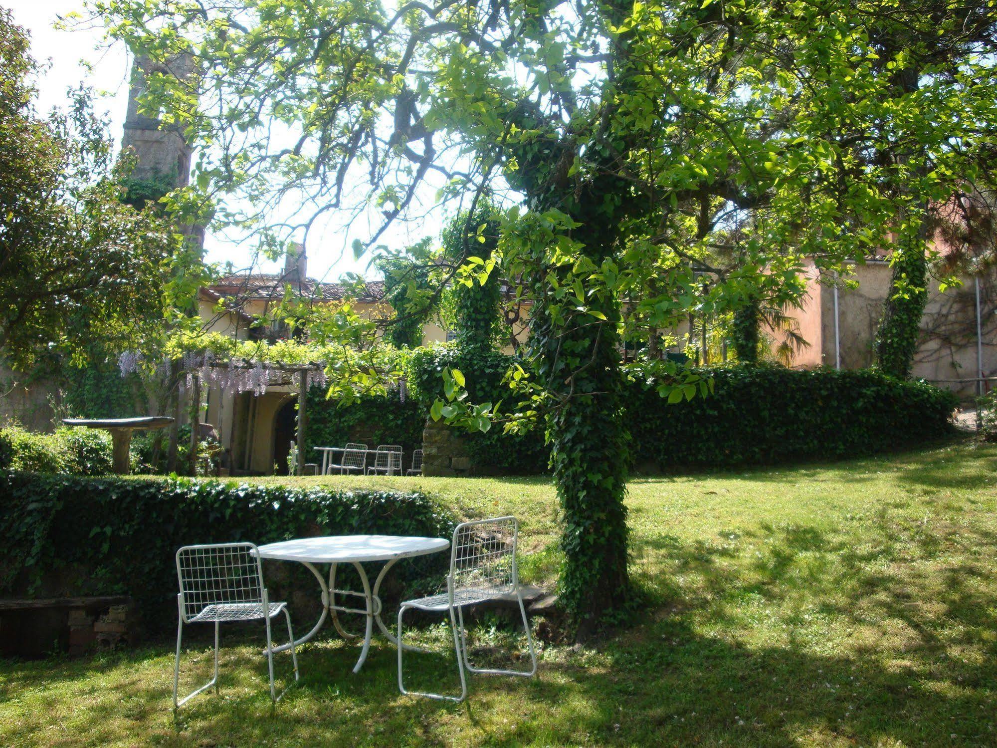 Fattoria Di Bacchereto - Guest House Εξωτερικό φωτογραφία